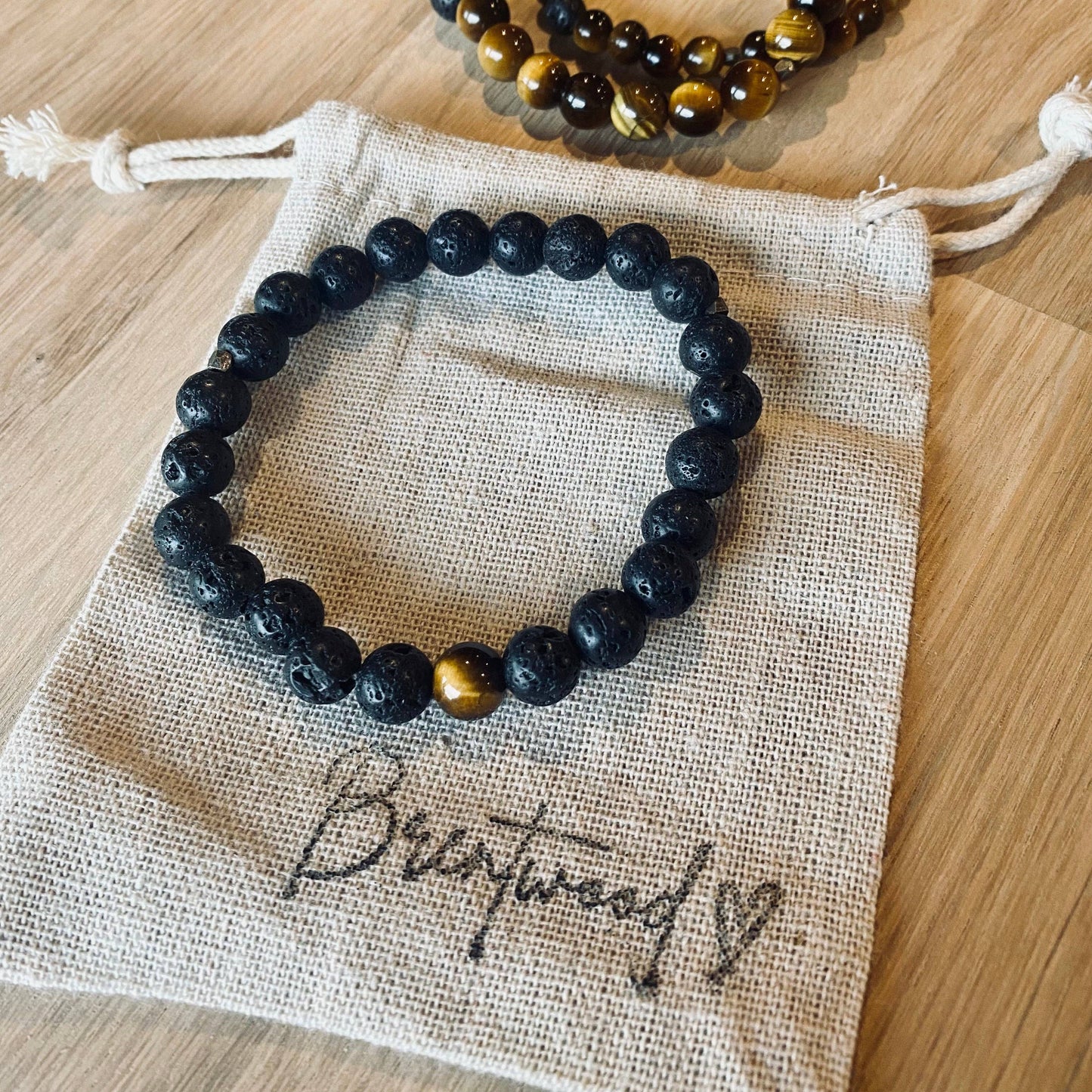Lava 8 | Stability | Aroma Bracelet