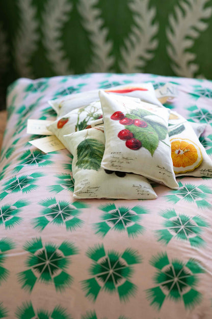 Fragaria - Lavender Scented Sachet