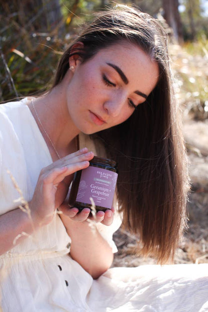 Geranium and grapefruit essential oil candle